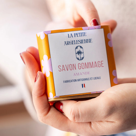 Savon Amande Douce Gommage
